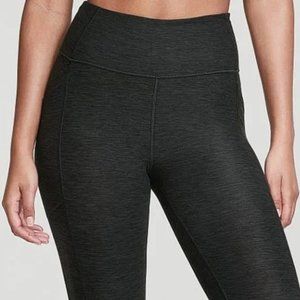 VS Flow On Point Essential High Rise Pocket Legging 7/8 Length Grey NWT